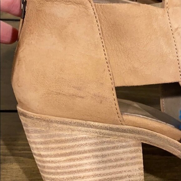 Eileen Fisher Walt cross bootie in wheat nubuck. - Picture 7 of 12